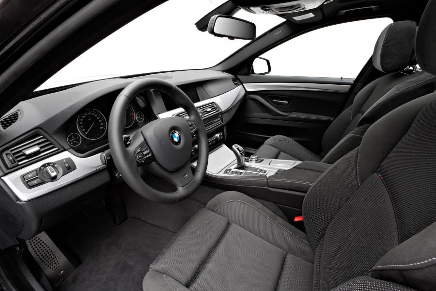  BMW 5-Series Sport Package 2011 года  (фото 4 из 5)